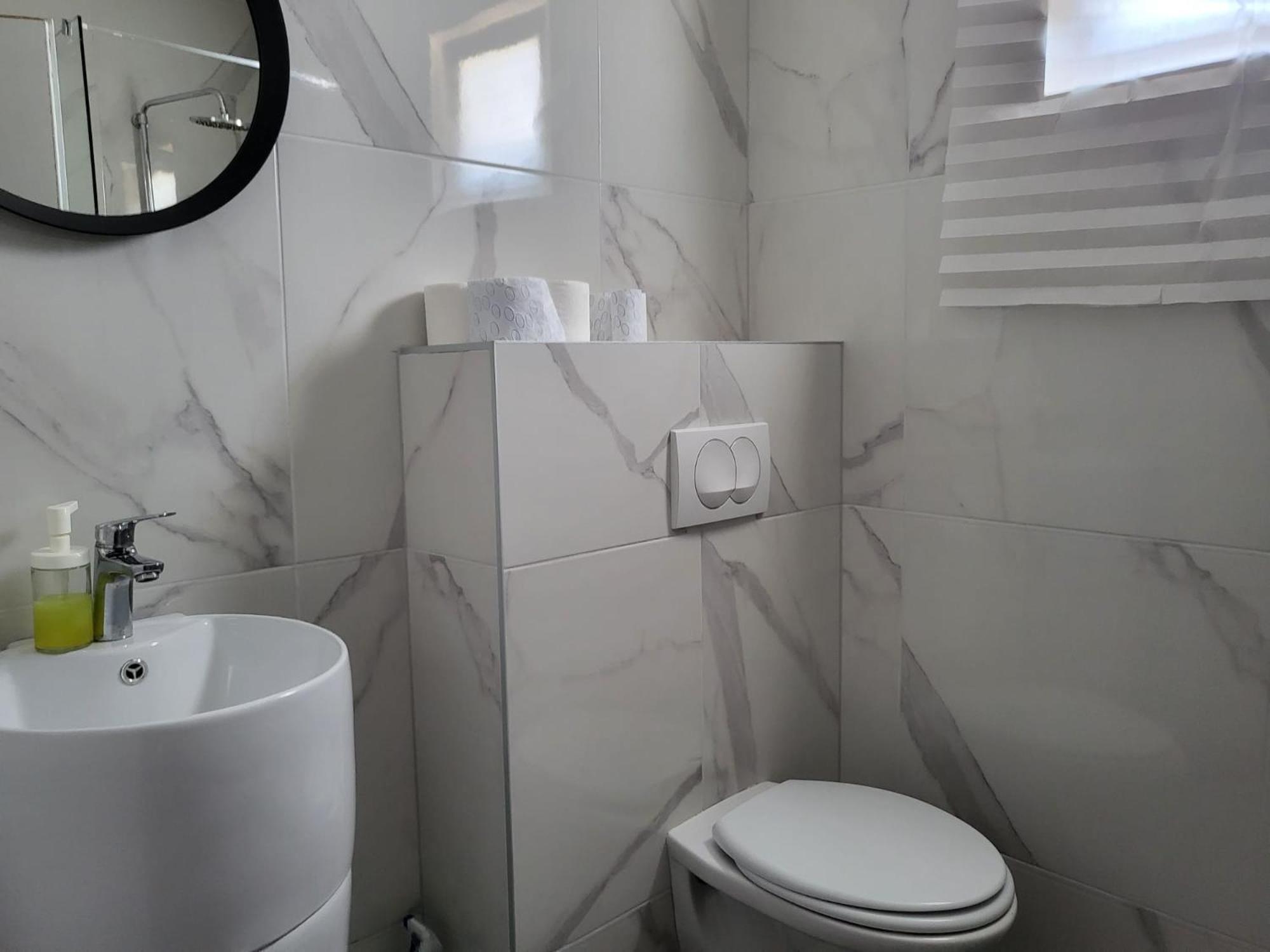 Apartments Grgic Нівице Екстер'єр фото