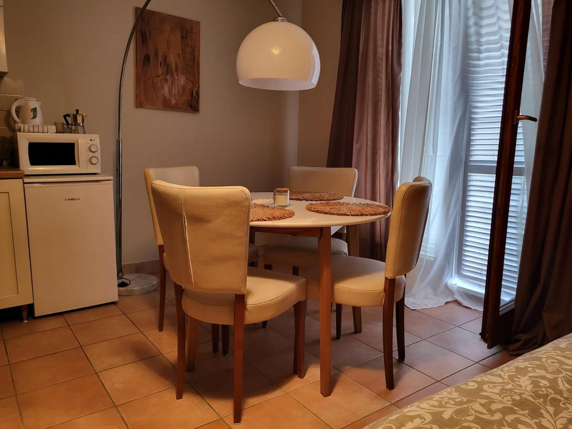 Apartments Grgic Нівице Екстер'єр фото